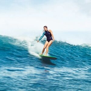 NWT (hygienic liner) Seea Gaviotas surf suit one piece swimsuit. Neoprene. L